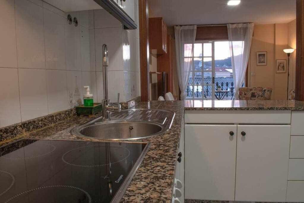 Apartamento Rodeira Vistas A La Ria Appartement Cangas do Morrazo Buitenkant foto